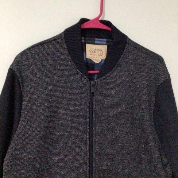 Boston Traders zip down top - Picture 7 of 7